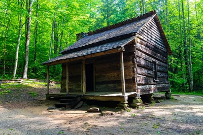 John Ownby Cabin in the Smoky Mountains